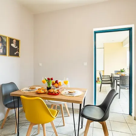 Jason Escape - Cozy Urban Gem Ferienhaus